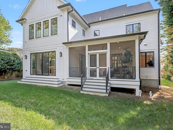 7000 Hector Road, Mclean VA 22101