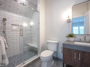 7000 Hector Road, Mclean VA 22101