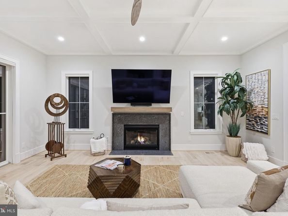 7000 Hector Road, Mclean VA 22101