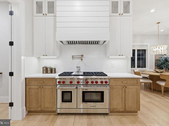 7000 Hector Road, Mclean VA 22101