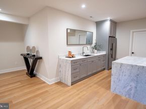 7000 Hector Road, Mclean VA 22101