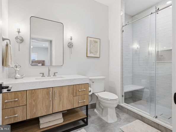 7000 Hector Road, Mclean VA 22101