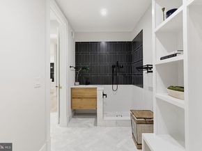 7000 Hector Road, Mclean VA 22101