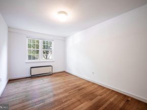 12 Ashby Street F, Alexandria VA 22305
