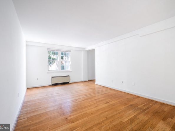 12 Ashby Street F, Alexandria VA 22305