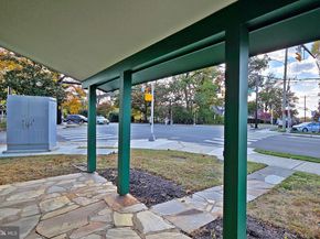 1233 23rd Street S, Arlington VA 22202