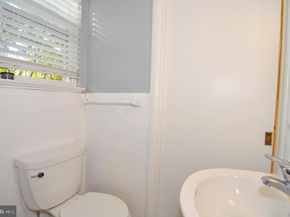 1233 23rd Street S, Arlington VA 22202