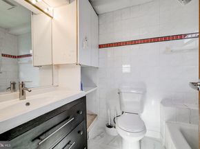 3215 Parkwood Terrace, Falls Church VA 22042