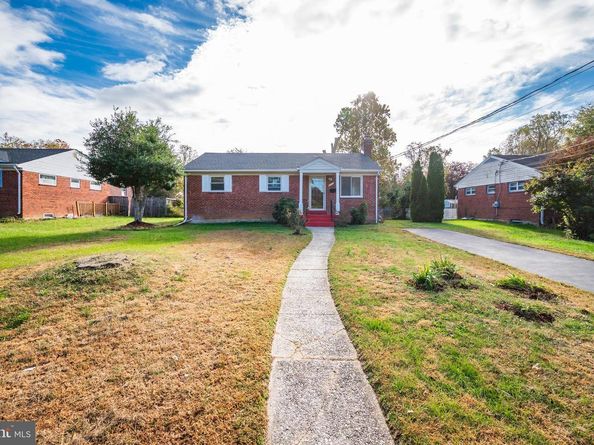 3215 Parkwood Terrace, Falls Church VA 22042