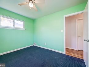 3215 Parkwood Terrace, Falls Church VA 22042