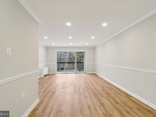 10300 Westlake Drive S304, Bethesda MD 20817