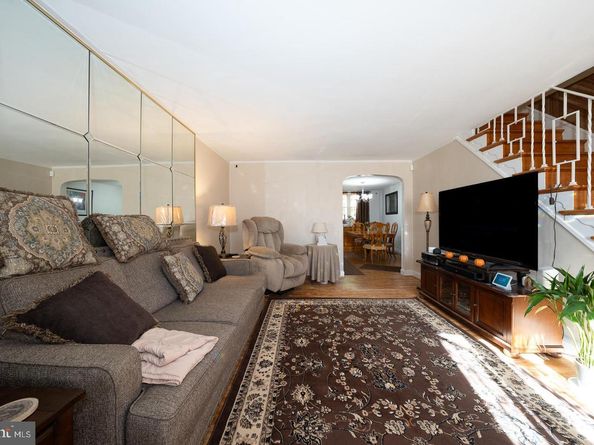 5331 Brittany Drive, Clifton Heights PA 19018