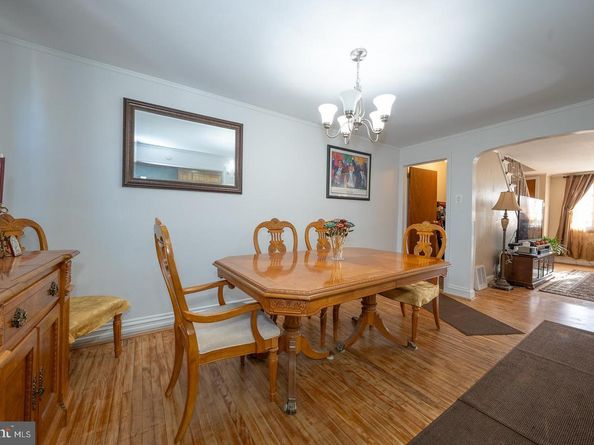 5331 Brittany Drive, Clifton Heights PA 19018