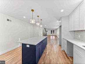 1090 Eddystone Avenue, Crum Lynne PA 19022