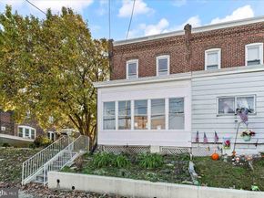 1090 Eddystone Avenue, Crum Lynne PA 19022