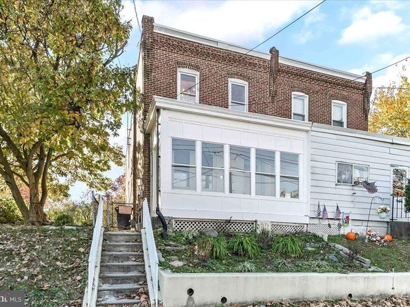 1090 Eddystone Avenue, Crum Lynne PA 19022