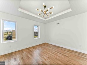 1090 Eddystone Avenue, Crum Lynne PA 19022