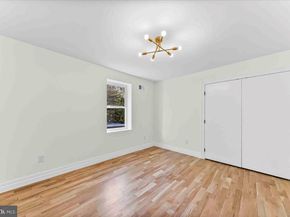 1090 Eddystone Avenue, Crum Lynne PA 19022