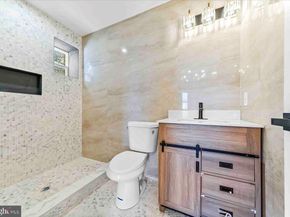 1090 Eddystone Avenue, Crum Lynne PA 19022