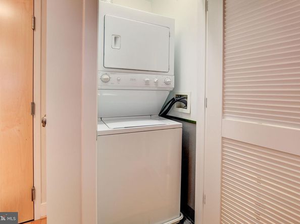 910 M Street NW 508, Washington DC 20001