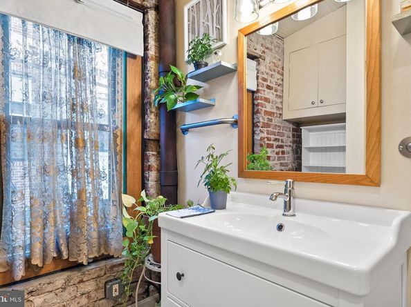 1315 Naylor Court NW, Washington DC 20001