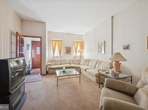 2020 S 9TH Street, Philadelphia PA 19148