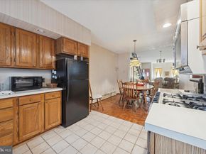 2020 S 9TH Street, Philadelphia PA 19148