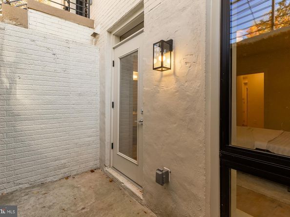 2647 41st Street NW 2, Washington DC 20007