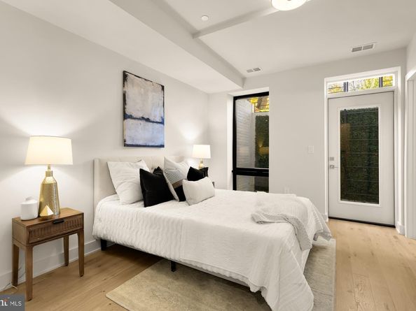 2647 41st Street NW 2, Washington DC 20007