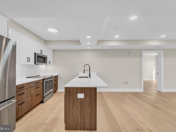 919 12TH Street NE A303, Washington DC 20002