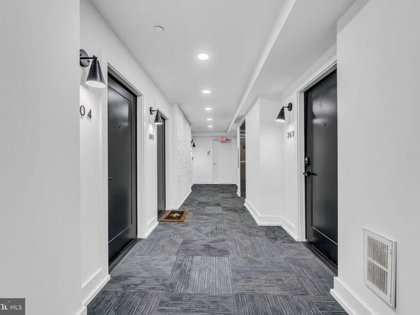 919 12TH Street NE A303, Washington DC 20002