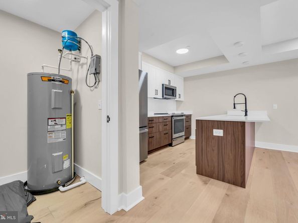 919 12TH Street NE A303, Washington DC 20002