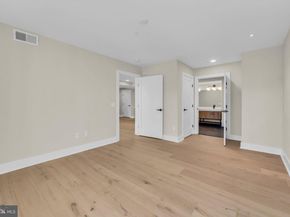 919 12TH Street NE A303, Washington DC 20002