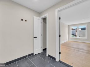 919 12TH Street NE A303, Washington DC 20002