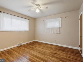 301 S New Ardmore Avenue, Broomall PA 19008