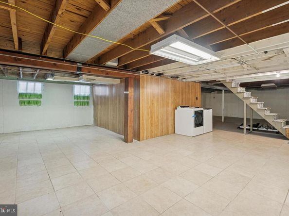 301 S New Ardmore Avenue, Broomall PA 19008