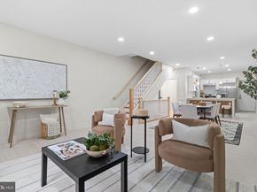 314 Pensdale Street, Philadelphia PA 19128