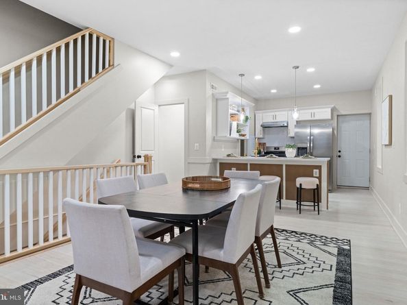 314 Pensdale Street, Philadelphia PA 19128