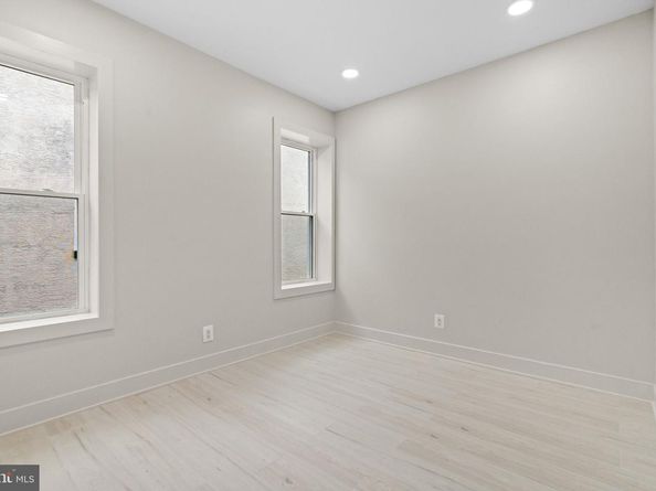 314 Pensdale Street, Philadelphia PA 19128