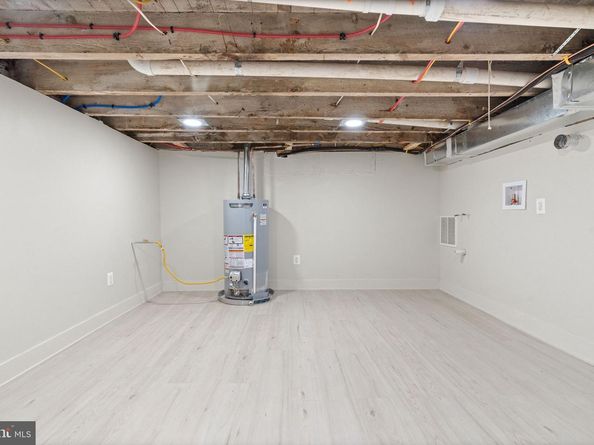 314 Pensdale Street, Philadelphia PA 19128