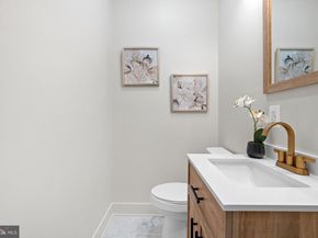 314 Pensdale Street, Philadelphia PA 19128