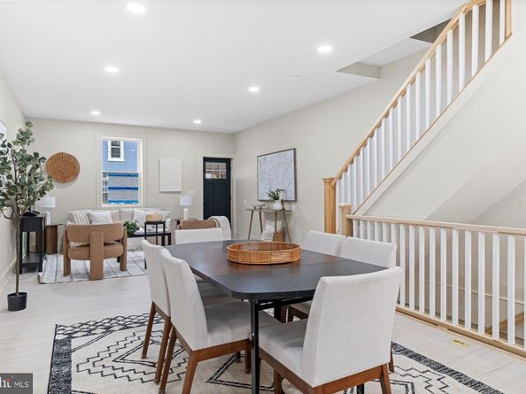 314 Pensdale Street, Philadelphia PA 19128