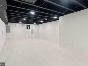 314 Pensdale Street, Philadelphia PA 19128