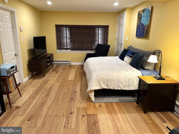 653 Avenue A, Feasterville Trevose PA 19053