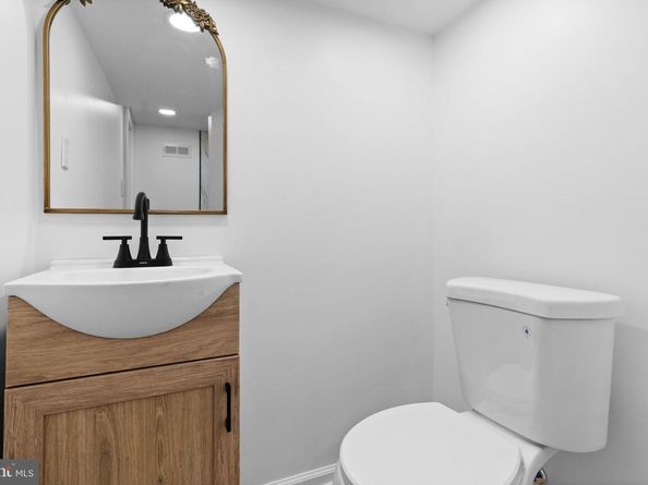 5749 Hazel Avenue, Philadelphia PA 19143