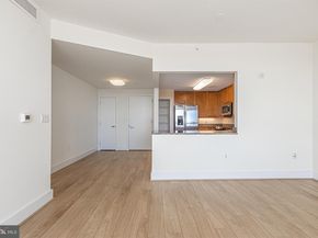 717 S Chris Columbus Boulevard 814, Philadelphia PA 19147