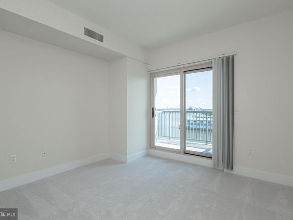 717 S Chris Columbus Boulevard 814, Philadelphia PA 19147