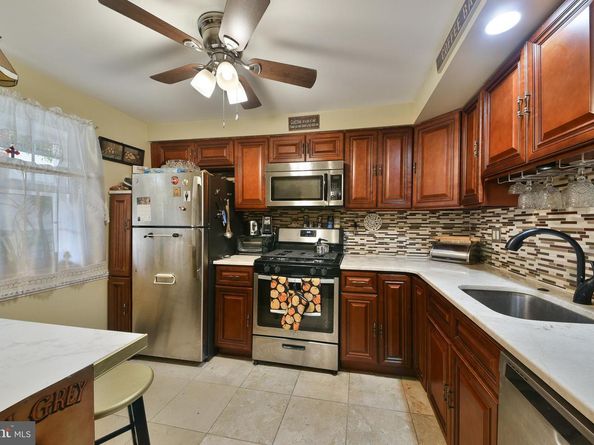 1005 Valley Glen Road 237, Elkins Park PA 19027