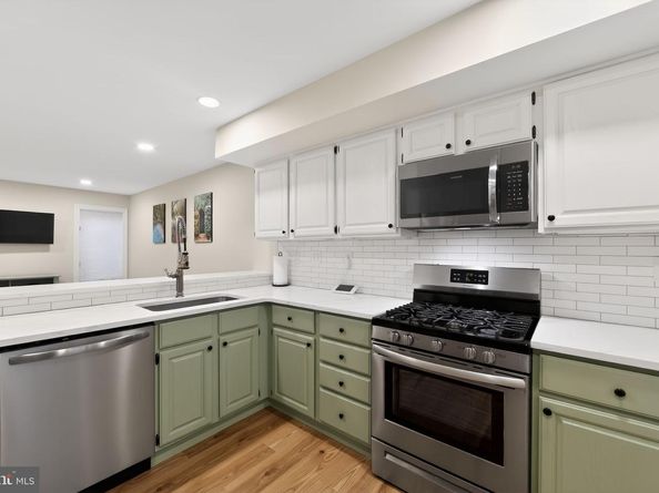 932 Hedgerow Court, Blue Bell PA 19422