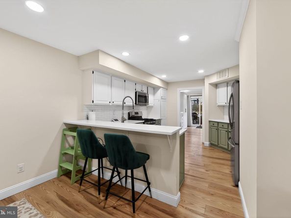 932 Hedgerow Court, Blue Bell PA 19422